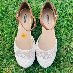 Anthro Seychelles Lace Floral Cork Wedge Flats